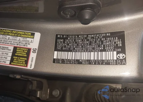 2018 Toyota Corolla Le z USA, uszkodzony, nr VIN 5YFBURHE8JP778362